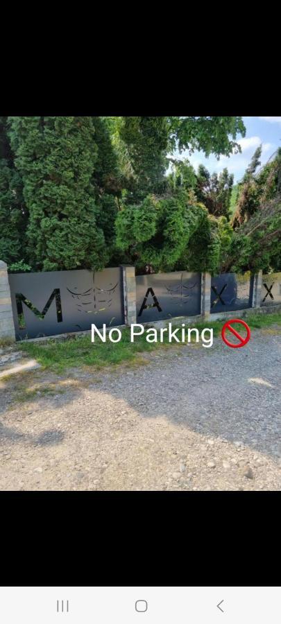 Maxx Lodge Bacău Zewnętrze zdjęcie